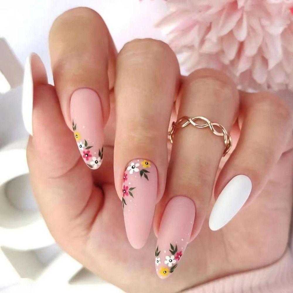 Wiosenne paznokcie! Wiosna! Manicure na wiosnę. Trendy w manicure.