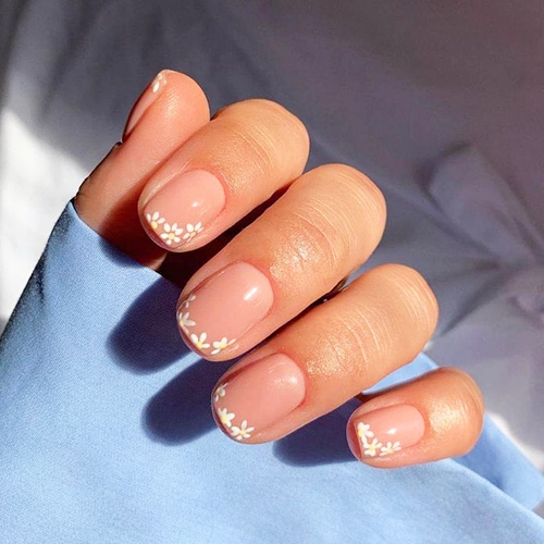 Francuski manicure to kwintesencja elegancji i stylu!