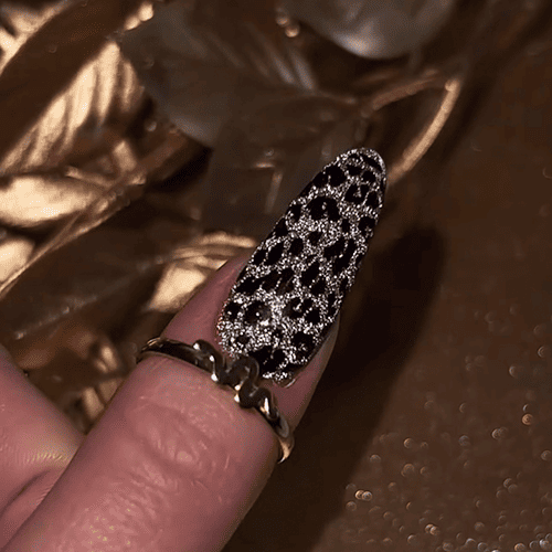 Manicure w panterkę. Paznokcie ze zwierzęcym motywem!