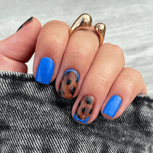 Paznokcie. Geometryczna pantera. Manicure w panterkę.